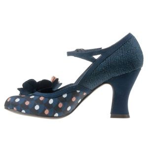 Ruby Shoo Dee size 6 BNIB